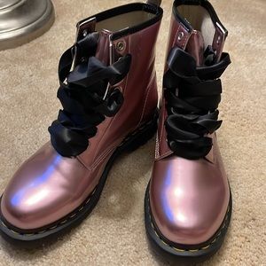 Dr Martens ‘airwair’ combat boots